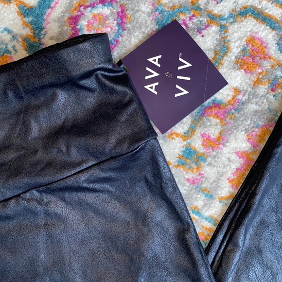 Ava & Viv Faux Leather High Waisted Legging Liquid Shine Black Size 2x NWT - Picture 5 of 8